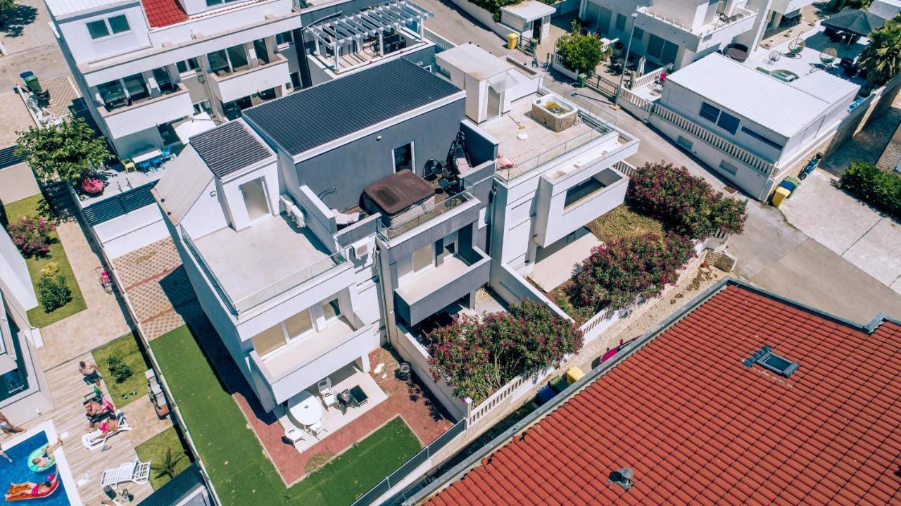 Villa Tina Novalja Eksteriør billede
